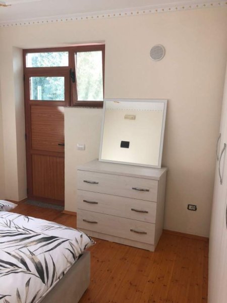 Tirane, jepet me qera Vile 2+1+BLK Kati 1, 90 m² 450 Euro
