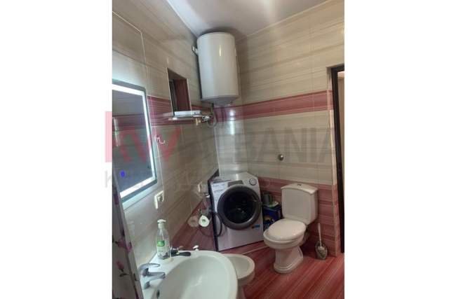 Tirane, jepet me qera apartament Kati 6, 80 m² 600 Euro (Rruga e Elbasanit)