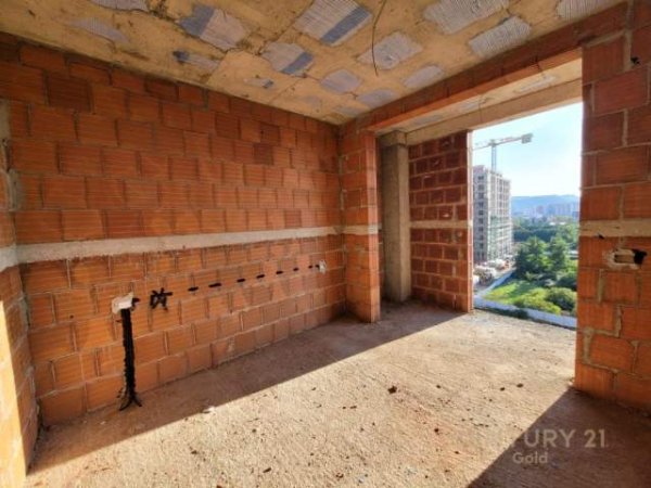 Tirane, shitet apartament 2+1+BLK Kati 5, 90 m² 108.000 Euro (ish fusha e aviacionit)