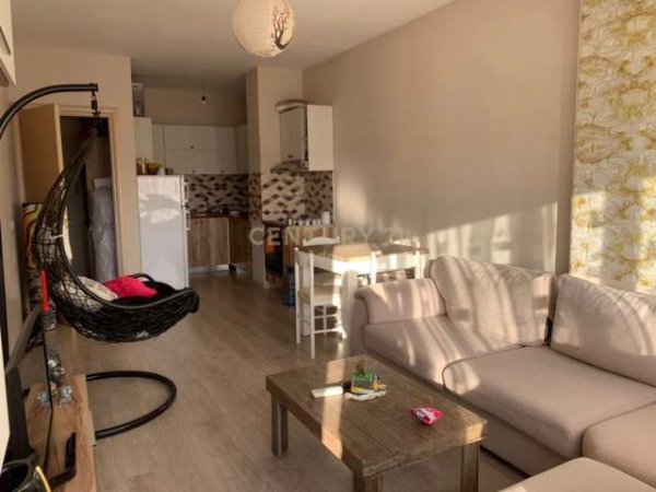 Tirane, jepet me qera apartament 1+1+BLK Kati 8, 70 m² 350 Euro (Astir)