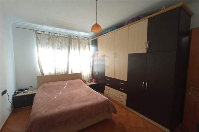Tirane, shitet apartament 1+1 Kati 3, 59 m² 73.000 Euro (Bulevardi Bajram Curri)