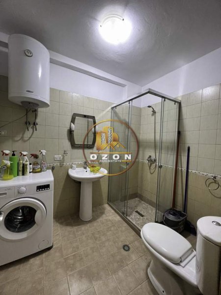 Tirane, jepet me qera apartament 2+1+BLK Kati 3, 81 m² 500 Euro (Ish Ekspozita)