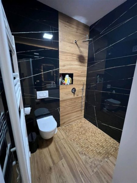 Tirane, jap me qera apartament 3+1 Kati 4, 175 m² 950 € (KTHESA E KAMEZES)