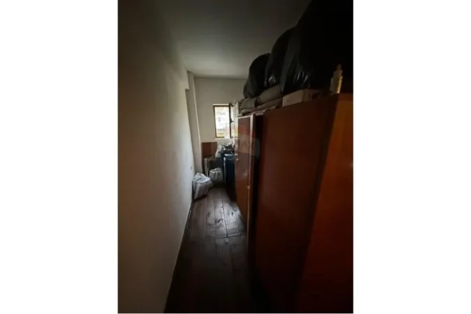 Tirane, shitet apartament duplex 2+1+Aneks+Ballkon , 118 m² 140.000 € (Kombinat)