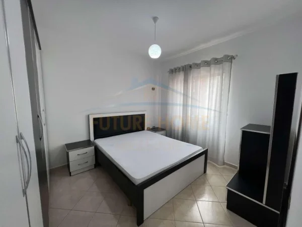 Tirane, shitet 2+1 Kati 3, 105 m² 136.500 € (Unaza e re)