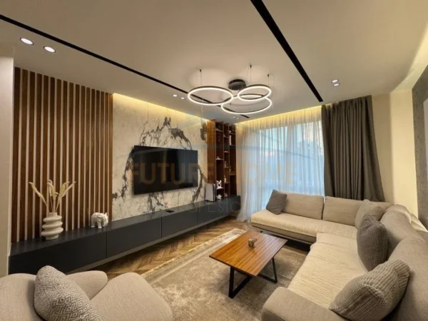 Tirane, shitet apartament 2+1 Kati 1, 109 m² 205.000 € (Ish Fusha e Aviacionit)