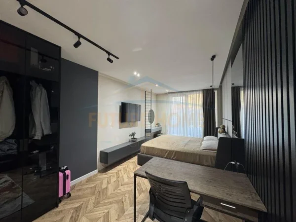 Tirane, shitet apartament 2+1 Kati 1, 109 m² 205.000 € (Ish Fusha e Aviacionit)