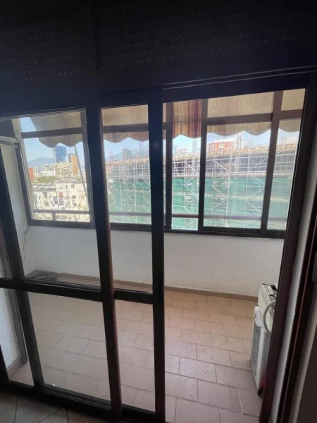 Tirane, shes apartament 2+1 Kati 6, 250.000 € 