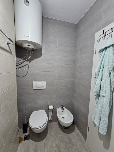 Tirane, shitet apartament 2+1+Ballkon Kati 7, 108 m² 200.000 € (siri kodra)