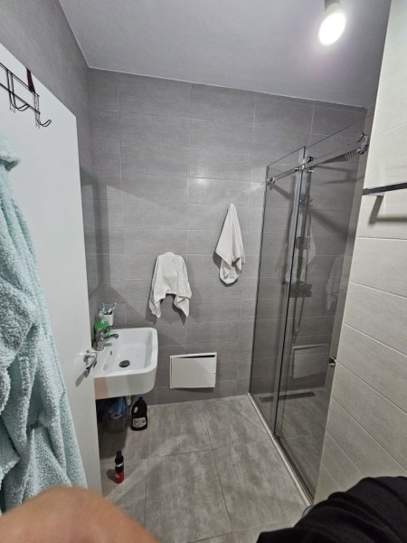 Tirane, shitet apartament 2+1+Ballkon Kati 7, 108 m² 200.000 € (siri kodra)