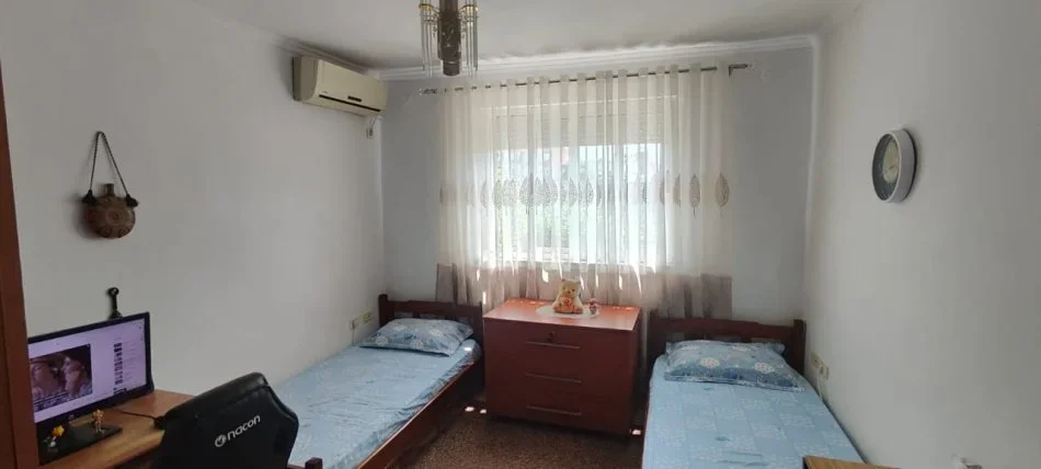 Tirane, shitet apartament 2+1+Aneks Kati 4, 75 m² 110.000 € (brryli)