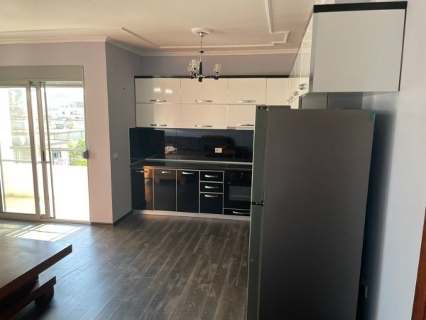 Durres, shitet apartament 2+1 Kati 5, (TEK STADIUMI FUSHA RERES)