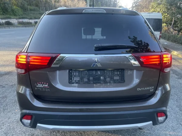 MITSUBISHI 7 VENDE 2016 120000 km