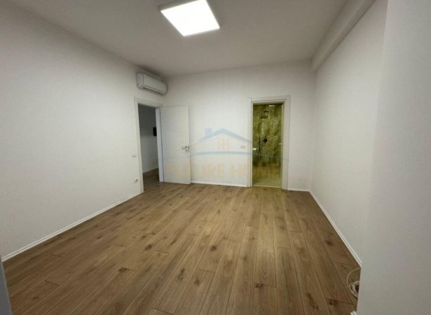Tirane, jepet me qera apartament 2+1 Kati 4, 114 m² 1.400 € (Blloku)