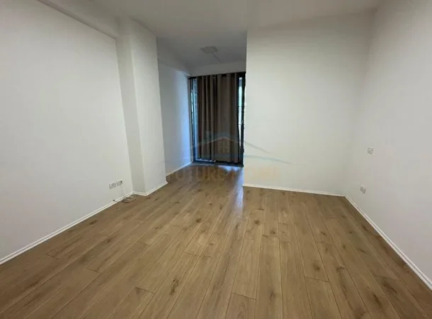 Tirane, jepet me qera apartament 2+1 Kati 4, 114 m² 1.400 € (Blloku)