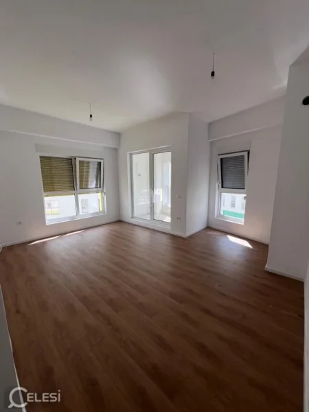Tirane, shitet apartament 1+1+Ballkon Kati 5, 64 m² 90.160 € (ALI DEMI)