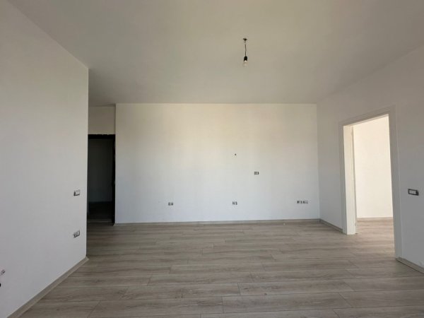 Durres, shitet apartament 1+1 Kati 3, 79 m² 79.000 € (Iliria)