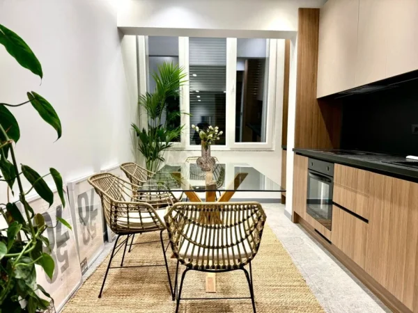 Tirane, shitet apartament 2+1 Kati 0, 90 m² (RRUGA ELBASANIT,shkolla Osman Myderizi)