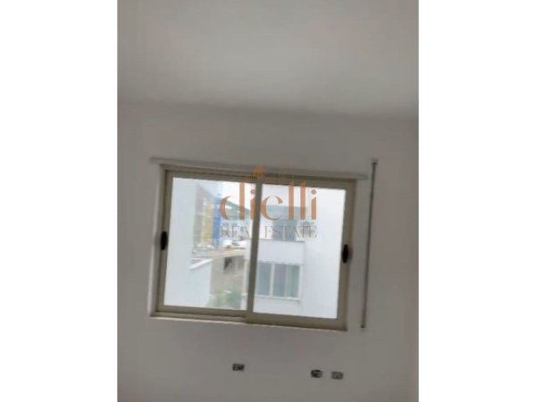 Tirane, shes apartament 2+1 , 98 m² 196.000 € (Liqeni i Thate, prane Radisson Collection Morina Hotel)
