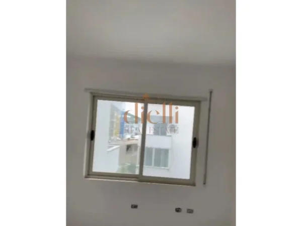 Tirane, shes apartament 2+1 , 98 m² 196.000 € (Liqeni i Thate, prane Radisson Collection Morina Hotel)