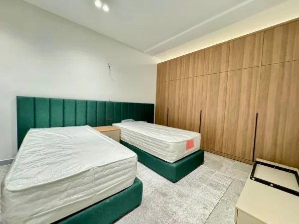 Tirane, shitet apartament 2+1 Kati 0, 90 m² (RRUGA ELBASANIT,shkolla Osman Myderizi)