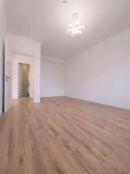 Tirane, shes apartament 2+1 Kati 7, 95 m² 210.000 € (zogu i zi)