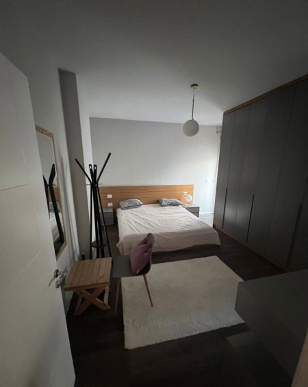 Tirane, jepet me qera apartament 2+1 Kati 5, 100 m² 700 € (Kopshti Zoologjik)