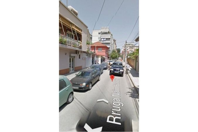 Tirane, jepet me qera dyqan Kati 0, 72 m² 550 € (NAIM FRASHERI)