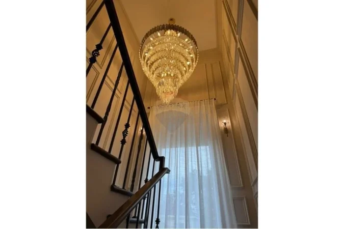 Tirane, shitet Vile 2 Katshe , 340 m² 2.100.000 € (Teg)