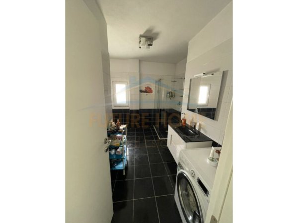 Durres, shitet apartament 3+1+Ballkon Kati 5, 160 m² 170.000 € 