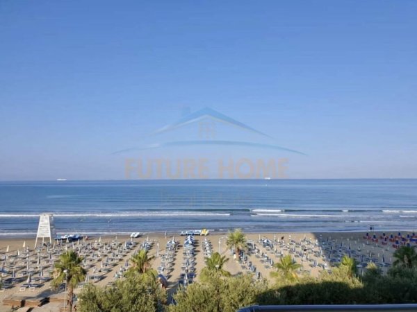 Durres, shitet Vile ne plazh 5+1 Kati 0, 5.000 m² 9.700.000 € (Golem,Durres)