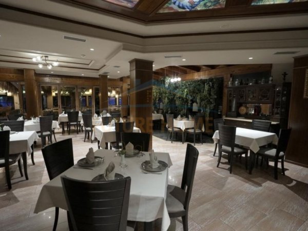 Durres, shitet Vile ne plazh 5+1 Kati 0, 5.000 m² 9.700.000 € (Golem,Durres)