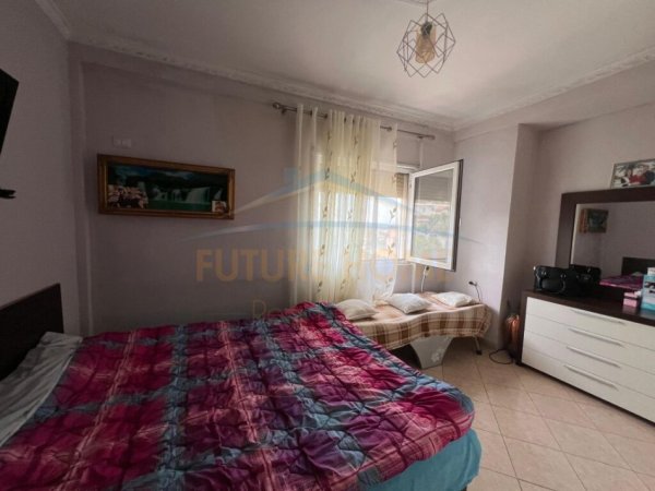 Durres, shitet apartament 2+1 Kati 4, 95 m² (Spitali Rajonal,Durres)