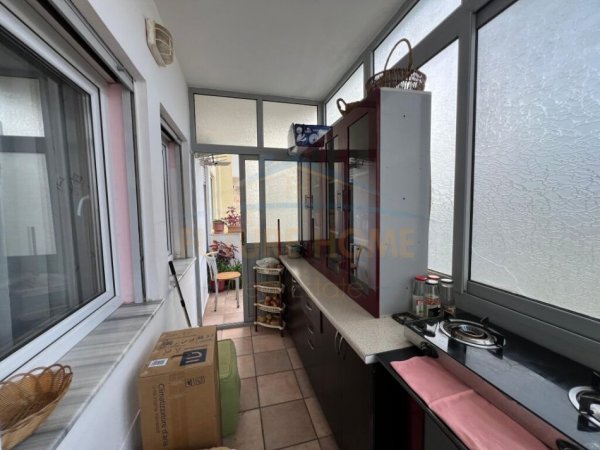 Durres, shitet apartament 2+1 Kati 4, 95 m² (Spitali Rajonal,Durres)