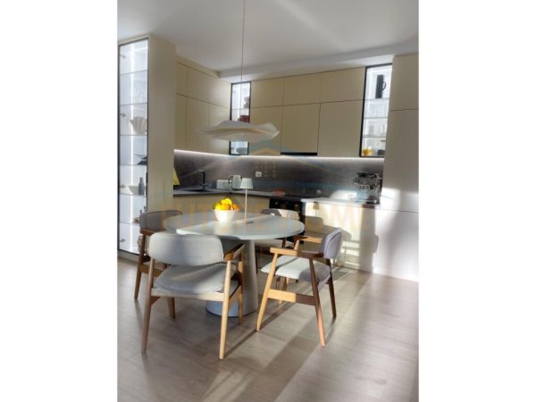 Durres, shitet apartament 3+1+Ballkon Kati 0, 102 m² 300.000 € (SAN PIETRO,GJIRI I LALZIT)