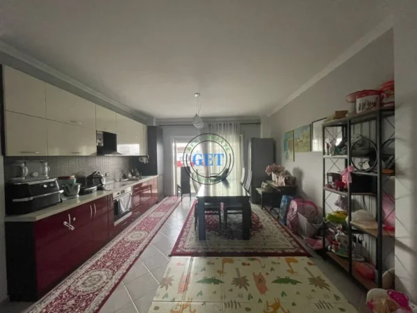 Durres, shitet apartament 2+1+Ballkon Kati 7, 108 m² 115.000 € (Plazh Iliria)