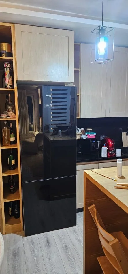 Tirane, shes Frigorifer shitet Frigoriferi