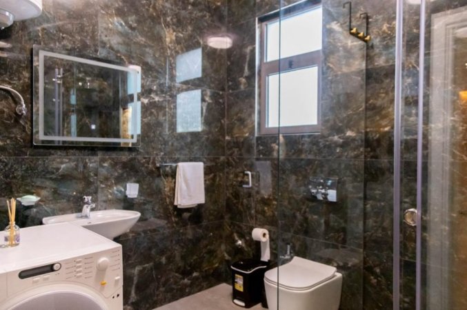 Tirane, Apartament 2+1 me qira tek Rruga Ali Visha Qytet Studenti 500 Euro