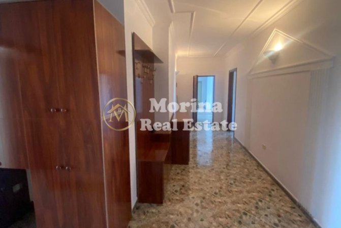 Durres, shitet apartament 2+1 Kati 9, 117 m² 128.000 € (Rruga Abaz Celkupa)