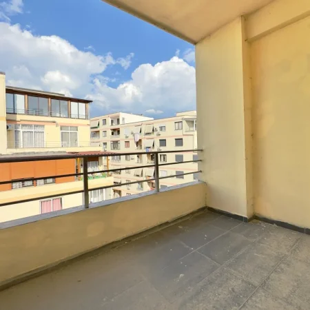 Tirane, Apartament 2+1 per shitje  115 m² 112.000 € (Astir)