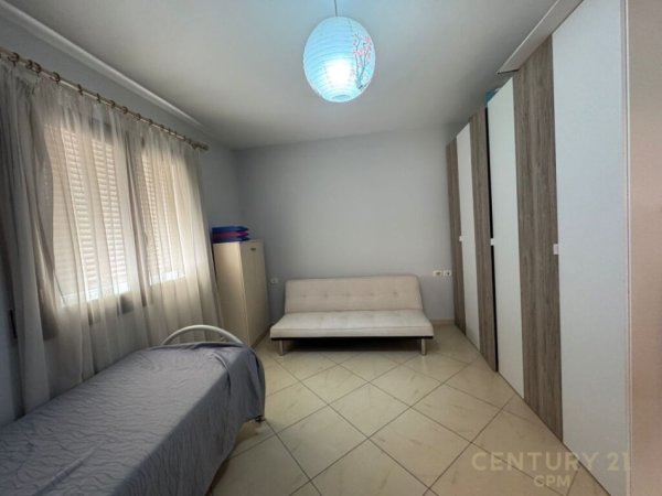 Tirane, jepet me qera apartament 2+1 Kati 3, 100 m² 550 € (kopeshti botanik)