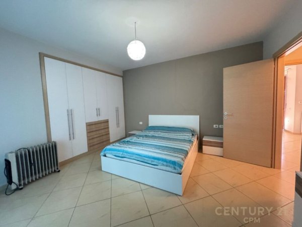 Tirane, jepet me qera apartament 2+1 Kati 3, 100 m² 550 € (kopeshti botanik)