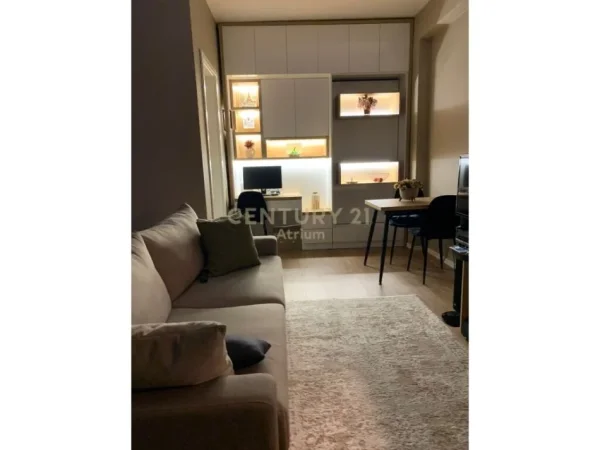 Tirane, shitet apartament 1+1 Kati 1, 42 m² 67.000 € (ali demi)