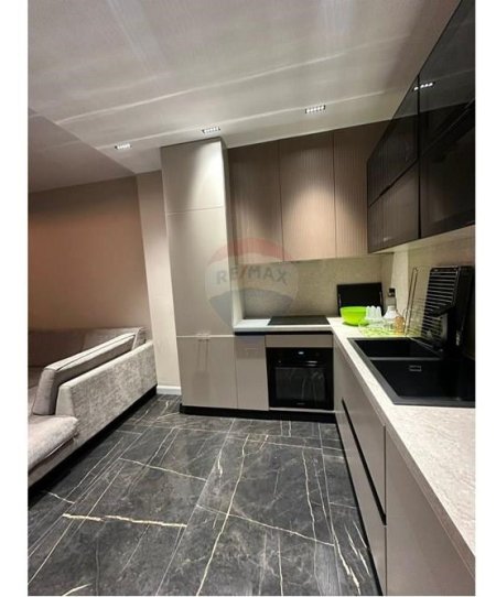 Tirane, jepet me qera apartament 1+1 Kati 3, 70 m² 550 € (kopshti zoologjik)