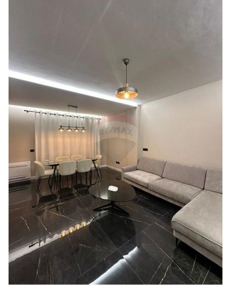 Tirane, jepet me qera apartament 1+1 Kati 3, 70 m² 550 € (kopshti zoologjik)