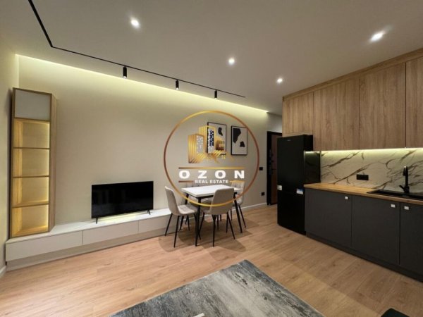 Apartament 1+1 për Shitje pranë Pazarit të Ri, Rruga Tefta Tashko Koço!