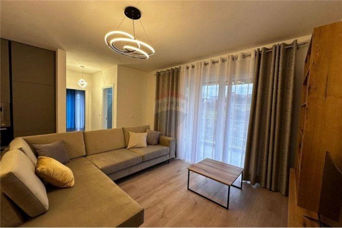 Tirane, jepet me qera apartament 2+1 , 110 m² 900 € (Jepet apartament 2+1+2 me qira tek Liqeni i Thate)