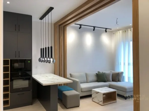 Tirane, shitet apartament 1+1 Kati 5, 67 m² 159.000 € (shkolla e kuqe)