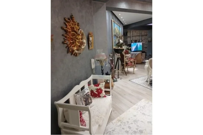 Tirane, shitet 2+1 , 135 m² 250.000 € 