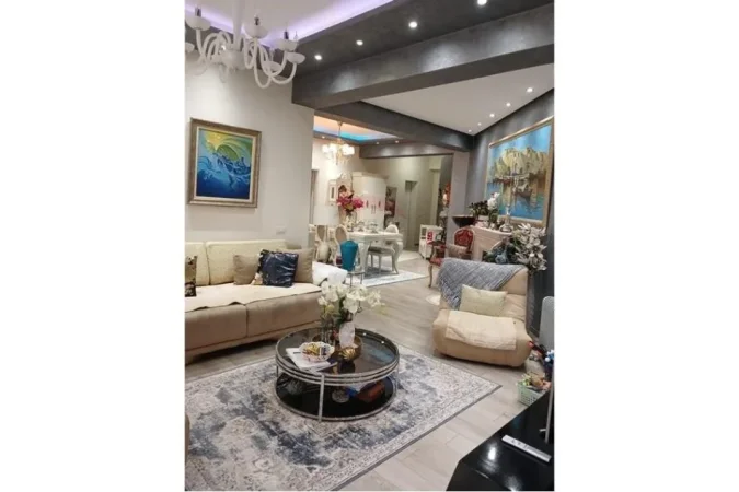 Tirane, shitet 2+1 , 135 m² 250.000 € 